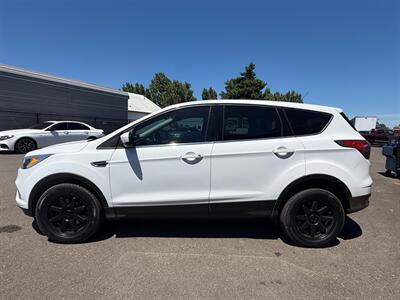 2017 Ford Escape SE   - Photo 5 - Albany, OR 97322