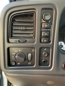 2006 GMC Sierra 1500 SLE1   - Photo 11 - Albany, OR 97322
