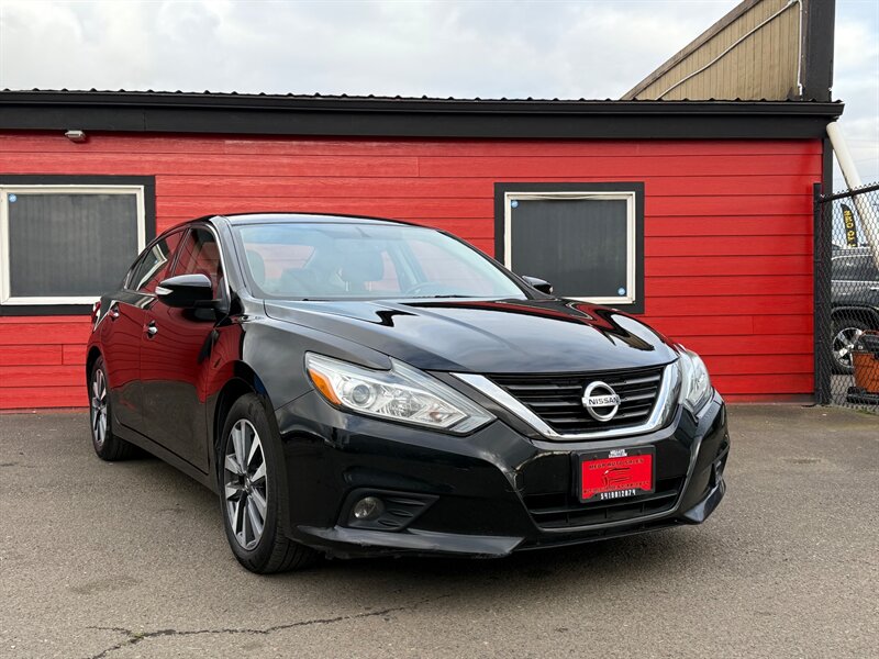 2017 Nissan Altima 2.5 SL   - Photo 1 - Albany, OR 97322