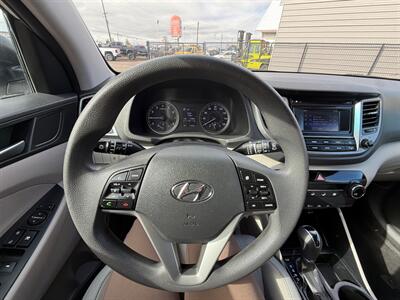 2017 Hyundai TUCSON SE   - Photo 16 - Albany, OR 97322