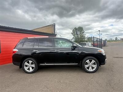 2011 Toyota Highlander Limited   - Photo 2 - Albany, OR 97322