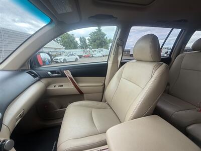 2011 Toyota Highlander Limited   - Photo 12 - Albany, OR 97322