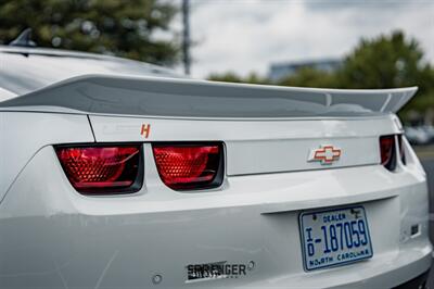 2010 Chevrolet Camaro SS  Hendrick Performance Edition - Photo 12 - Winston-Salem, NC 27103