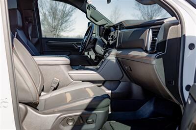 2024 GMC Sierra 3500 AT4   - Photo 11 - Winston-Salem, NC 27103