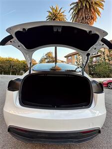 2025 Tesla Model 3 Long Range   - Photo 22 - Long Beach, CA 90813