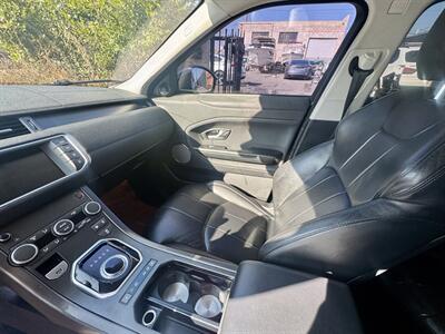 2019 Land Rover Range Rover Evoque SE   - Photo 12 - Long Beach, CA 90813