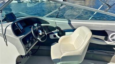 2000 Four Winns &laquo;model&raquo;   - Photo 6 - Long Beach, CA 90813