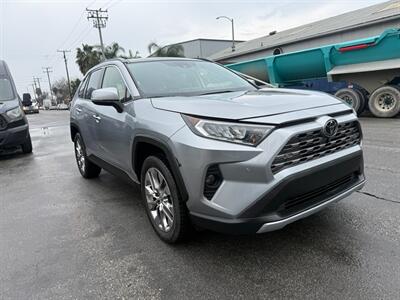 2021 Toyota RAV4 Limited   - Photo 2 - Long Beach, CA 90813