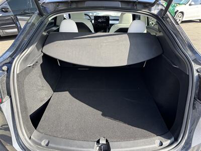 2023 Tesla Model Y Long Range   - Photo 15 - Long Beach, CA 90813