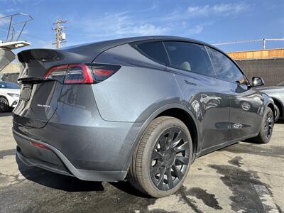 2023 Tesla Model Y Long Range   - Photo 8 - Long Beach, CA 90813