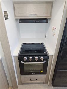 2026 Forest River ROCKWOOD 2522FB   - Photo 29 - Lake Ariel, PA 18436