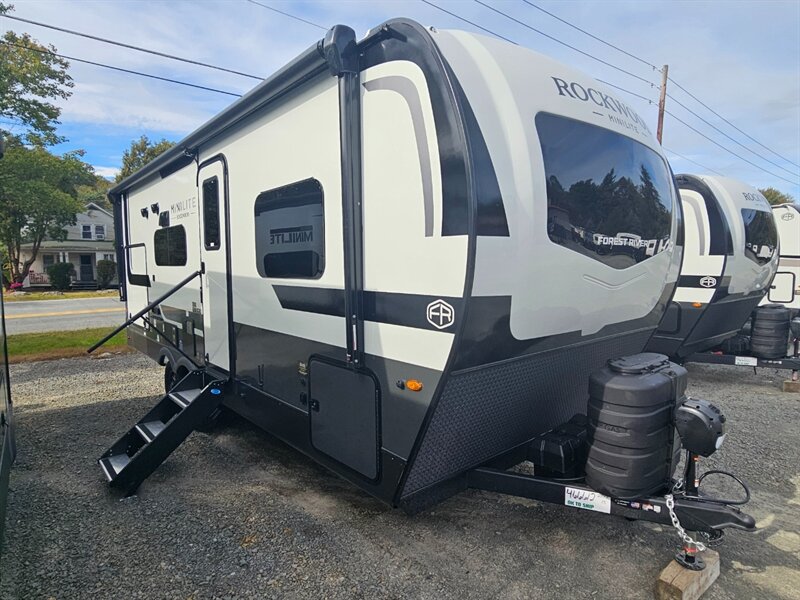 2026 Forest River ROCKWOOD MINILITE 2513S  