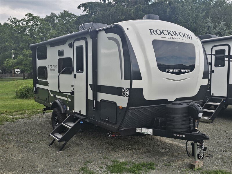 2026 FOREST RIVER ROCKWOOD GEOPRO 20BH  