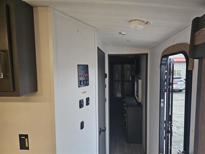 2025 KEYSTONE BULLET PREMIUM  310RES - Photo 23 - Lake Ariel, PA 18436