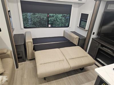 2025 KEYSTONE BULLET PREMIUM  310RES - Photo 18 - Lake Ariel, PA 18436