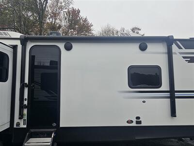 2025 KEYSTONE BULLET PREMIUM  310RES - Photo 3 - Lake Ariel, PA 18436