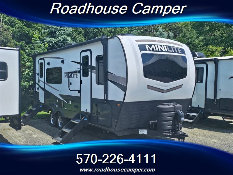 2025 FOREST RIVER ROCKWOOD MINI LITE 2515S  