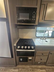 2022 STARCRAFT STARCRAFT SUPER LITE 242RL   - Photo 22 - Lake Ariel, PA 18436