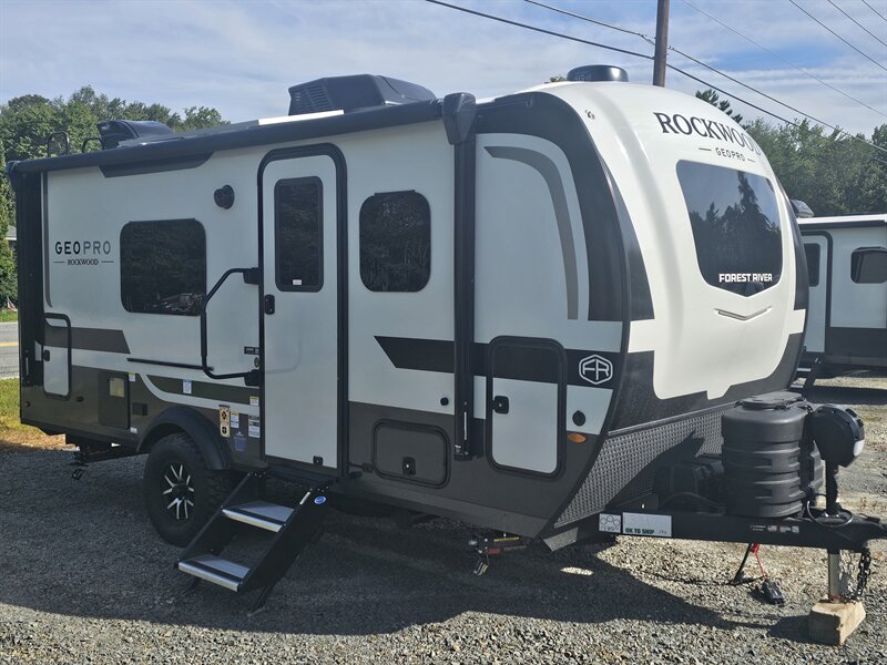 2026 Forest River ROCKWOOD GEOPRO 19FD  