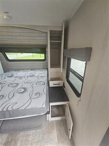 2024 Palomino PUMA 20BHX   - Photo 10 - Lake Ariel, PA 18436