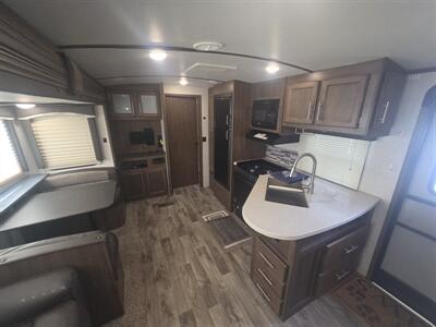 2019 KEYSTONE COUGAR 29RLD - Photo 9 - Lake Ariel, PA 18436