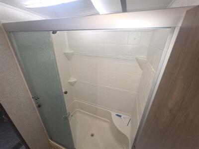 2019 KEYSTONE COUGAR 29RLD - Photo 13 - Lake Ariel, PA 18436