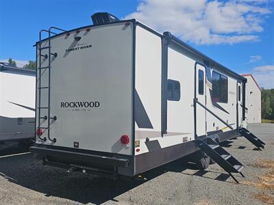 2026 Forest River ROCKWOOD ULTRA LITE 2918BH   - Photo 11 - Lake Ariel, PA 18436
