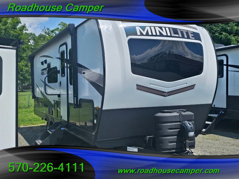 2025 FOREST RIVER ROCKWOOD MINILITE 2519S  