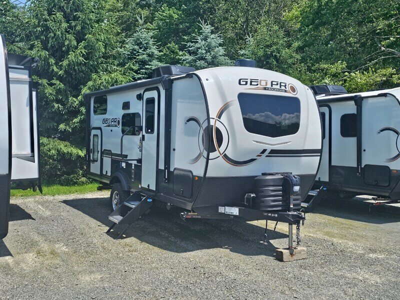 2025 FOREST RIVER ROCKWOOD GEOPRO 20BH - Photo 1 - Lake Ariel, PA 18436
