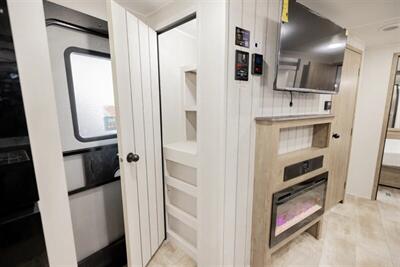 2024 Palomino PUMA  26FKDS - Photo 9 - Lake Ariel, PA 18436
