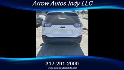 2019 Jeep Cherokee Latitude Plus   - Photo 8 - Indianapolis, IN 46268