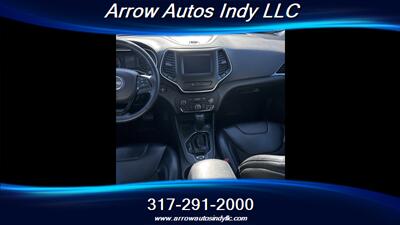 2019 Jeep Cherokee Latitude Plus   - Photo 6 - Indianapolis, IN 46268