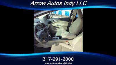 2018 Ford Escape SE   - Photo 5 - Indianapolis, IN 46268