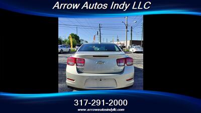 2015 Chevrolet Malibu LT   - Photo 10 - Indianapolis, IN 46268