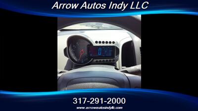 2016 Chevrolet Sonic LT Auto - Photo 5 - Indianapolis, IN 46268