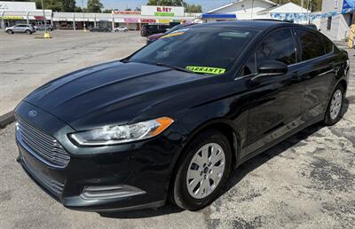 2014 Ford Fusion S   - Photo 3 - Indianapolis, IN 46268