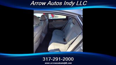 2015 Hyundai SONATA Sport - Photo 10 - Indianapolis, IN 46268