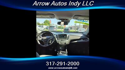 2017 Chevrolet Malibu LT - Photo 4 - Indianapolis, IN 46268