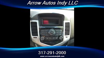 2014 Chevrolet Cruze 1LT Auto - Photo 7 - Indianapolis, IN 46268