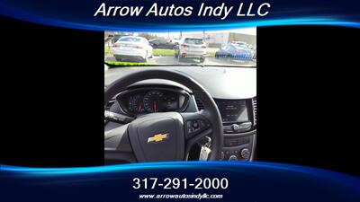 2018 Chevrolet Trax LS - Photo 4 - Indianapolis, IN 46268