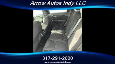 2016 Jeep Cherokee Latitude Altitude   - Photo 6 - Indianapolis, IN 46268
