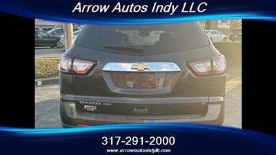 2017 Chevrolet Traverse LT - Photo 3 - Indianapolis, IN 46268
