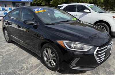 2017 Hyundai ELANTRA SE   - Photo 2 - Indianapolis, IN 46268