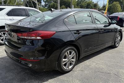 2017 Hyundai ELANTRA SE   - Photo 5 - Indianapolis, IN 46268