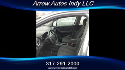 2017 Chevrolet Trax LS   - Photo 5 - Indianapolis, IN 46268