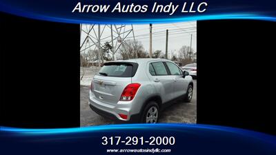 2017 Chevrolet Trax LS   - Photo 4 - Indianapolis, IN 46268