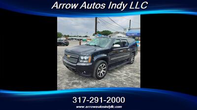 2013 Chevrolet Suburban LTZ   - Photo 3 - Indianapolis, IN 46268