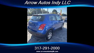 2016 Chevrolet Trax LS   - Photo 4 - Indianapolis, IN 46268