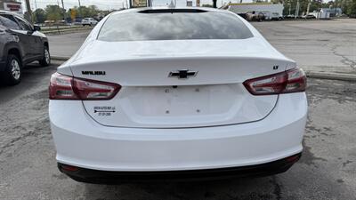 2020 Chevrolet Malibu LT   - Photo 6 - Indianapolis, IN 46268
