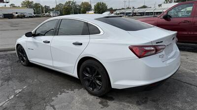 2020 Chevrolet Malibu LT   - Photo 3 - Indianapolis, IN 46268